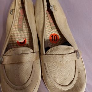 New lds Roxy shoes